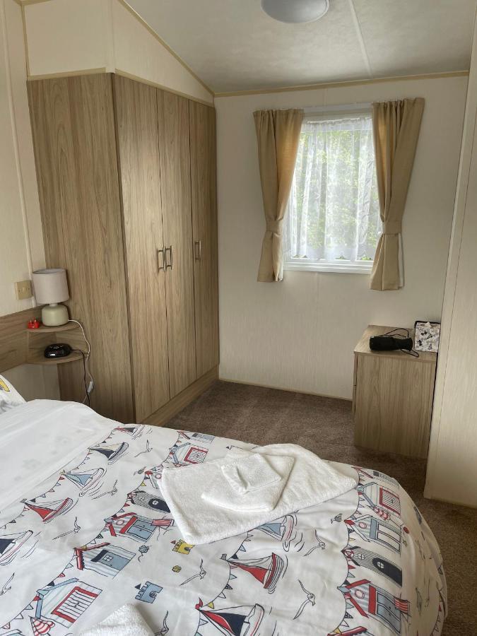 Parkdean Static Caravan On Cherry Tree Holiday Park Great Yarmouth Eksteriør bilde