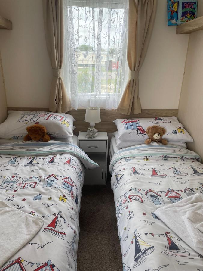 Parkdean Static Caravan On Cherry Tree Holiday Park Great Yarmouth Eksteriør bilde